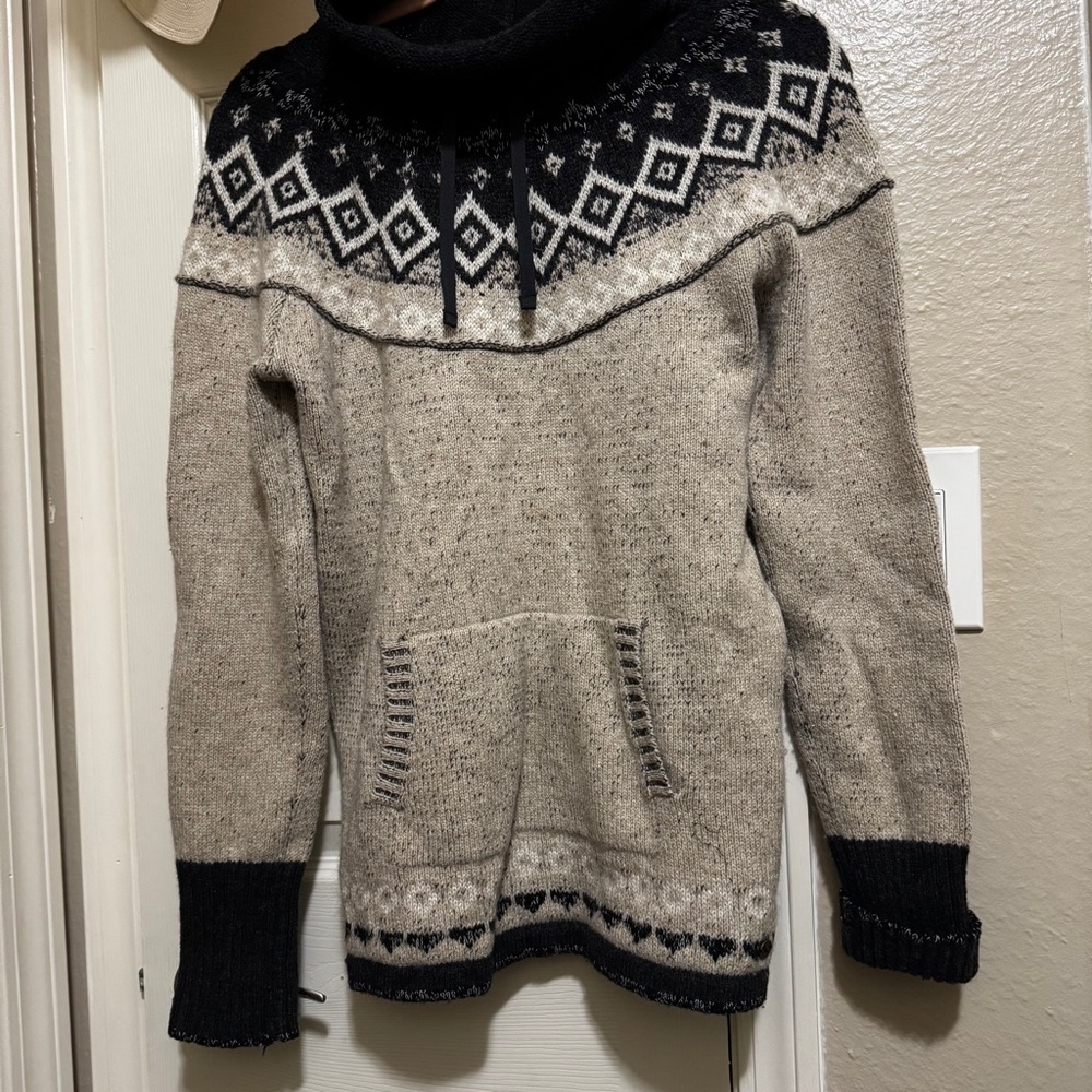 Eddie Bauer mohair and wool cowl neck sweater - Picture 2 of 9